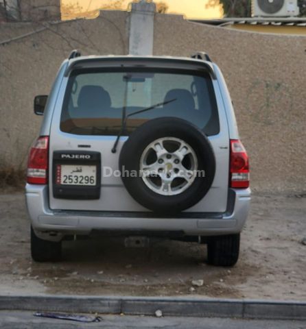 Mitsubishi Pajero-V6 2003 Japan