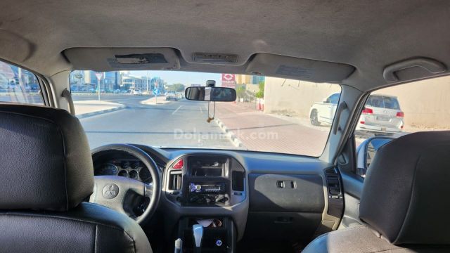 Mitsubishi Pajero-V6 2003 Japan