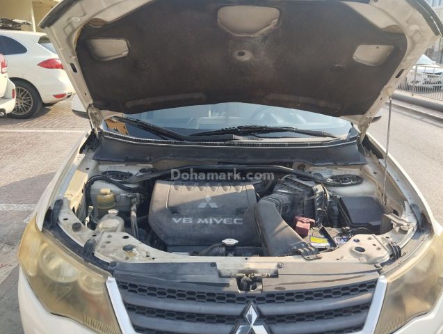 Mitsubishi Outlander 2008