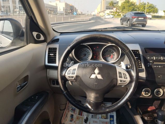 Mitsubishi Outlander 2008