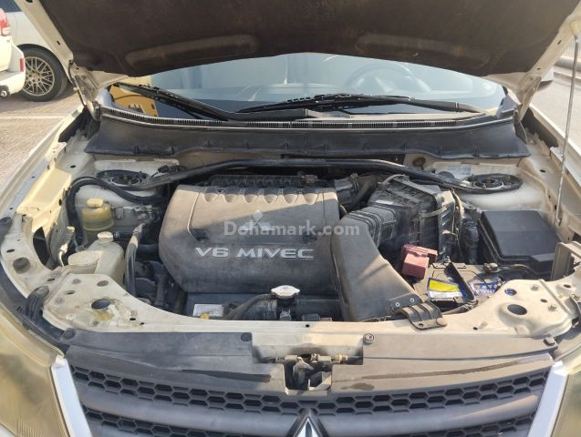 Mitsubishi Outlander 2008