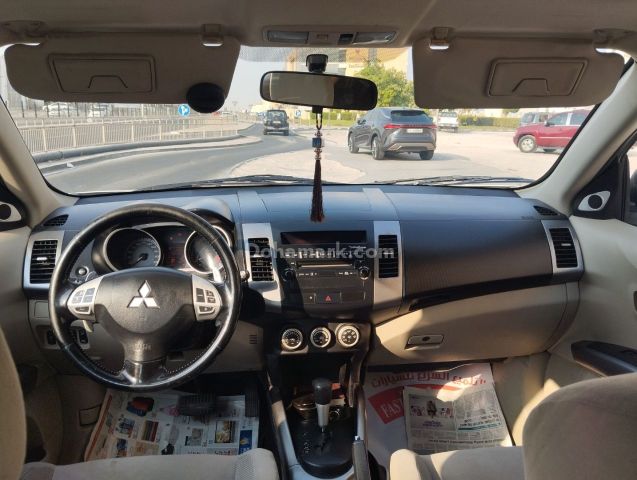 Mitsubishi Outlander 2008