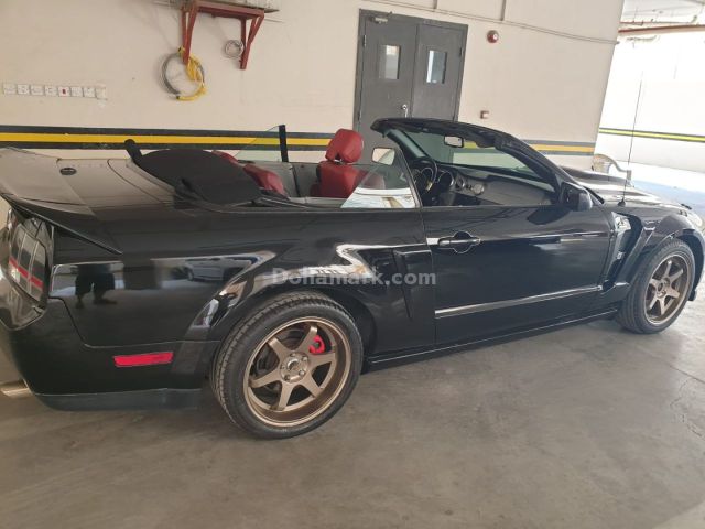 Negotiable Ford Mustang V8 Manual model 2007