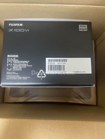 Brand New , Original Fujifilm X100VI Digital Camera